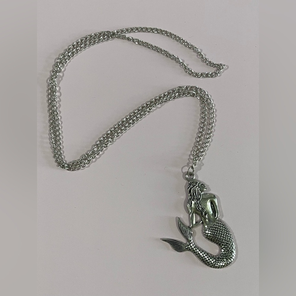 Silver Mermaid Pendant Necklace